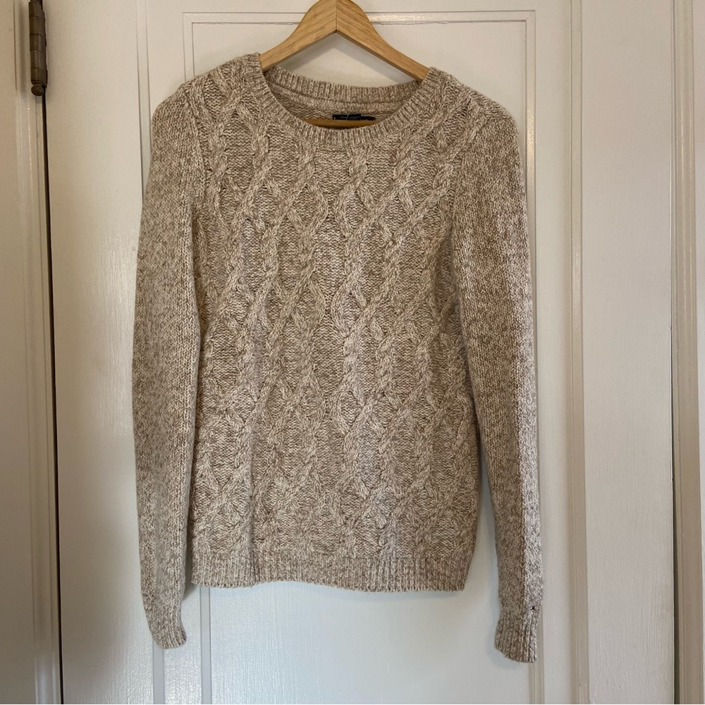 Tommy Hilfiger cable knit sweater